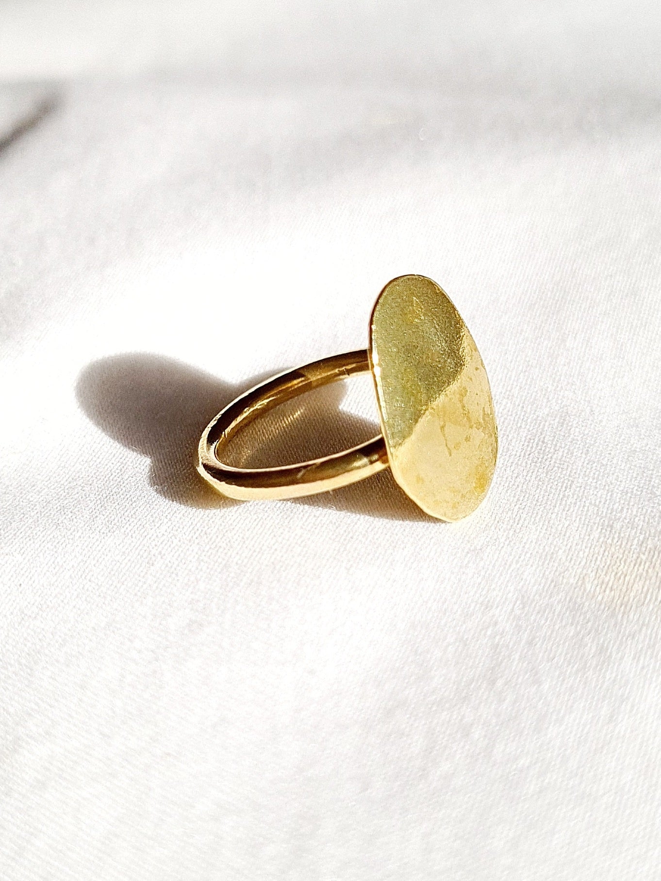 Kasimbi - Oval Ring Design - Brass
