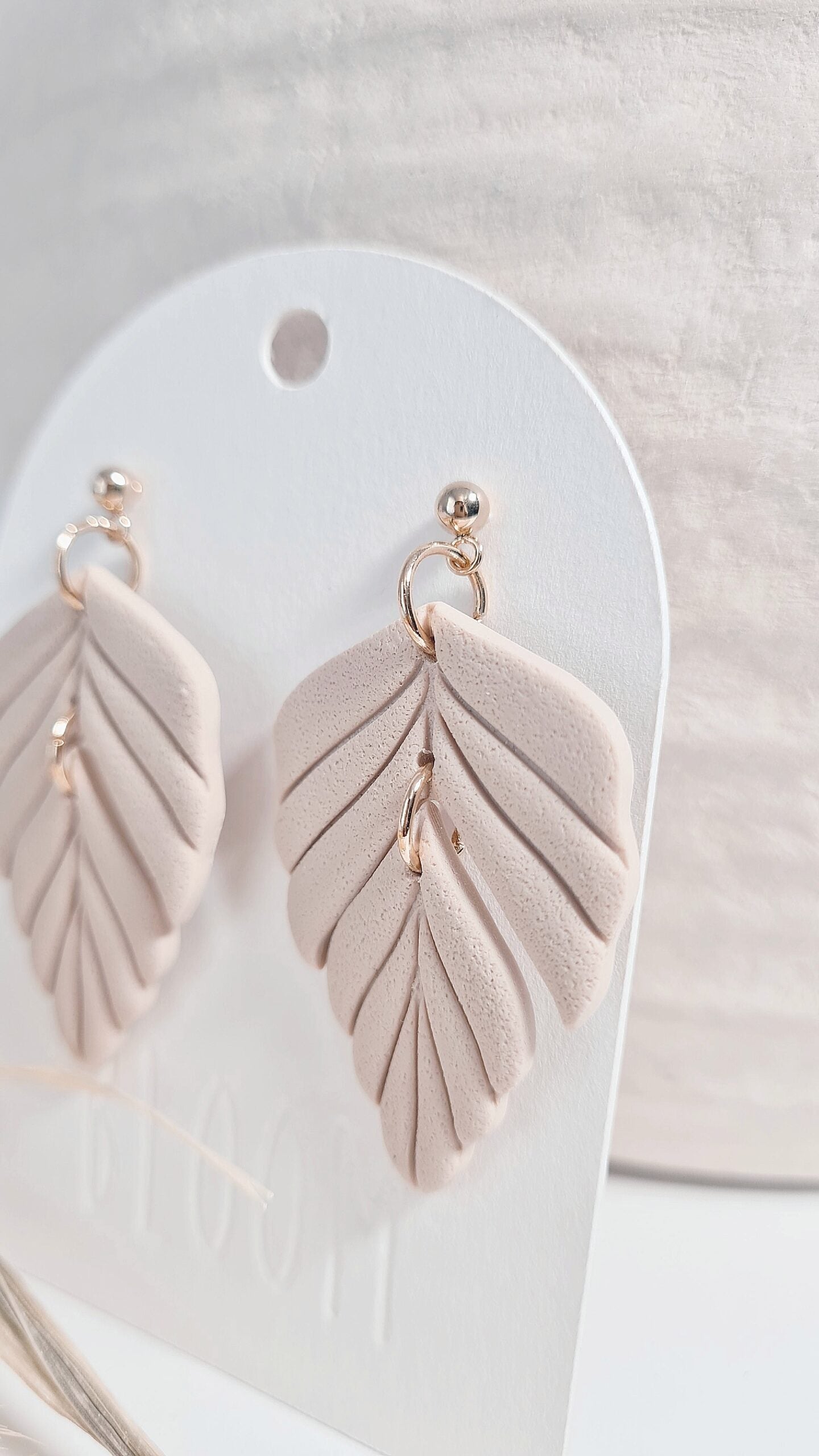 Beige leaf - handmade clay earrings