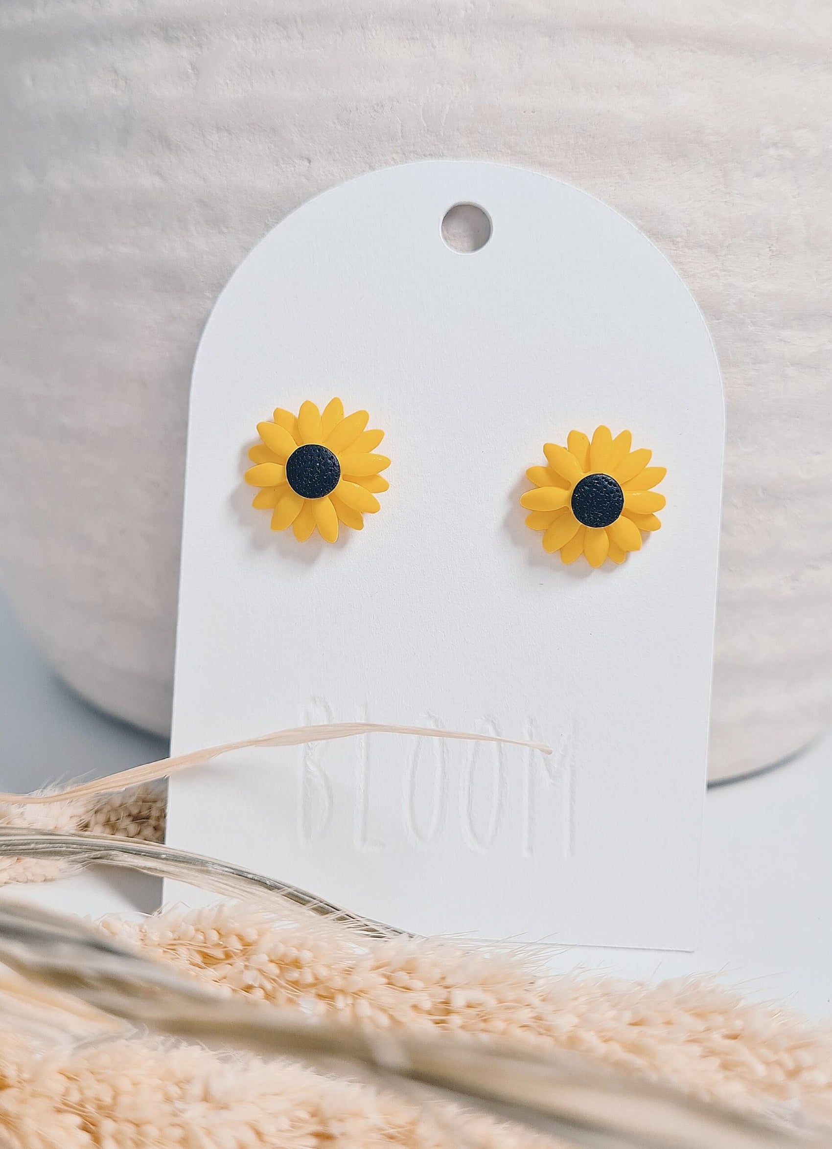 Sunflower - handmade clay earrings