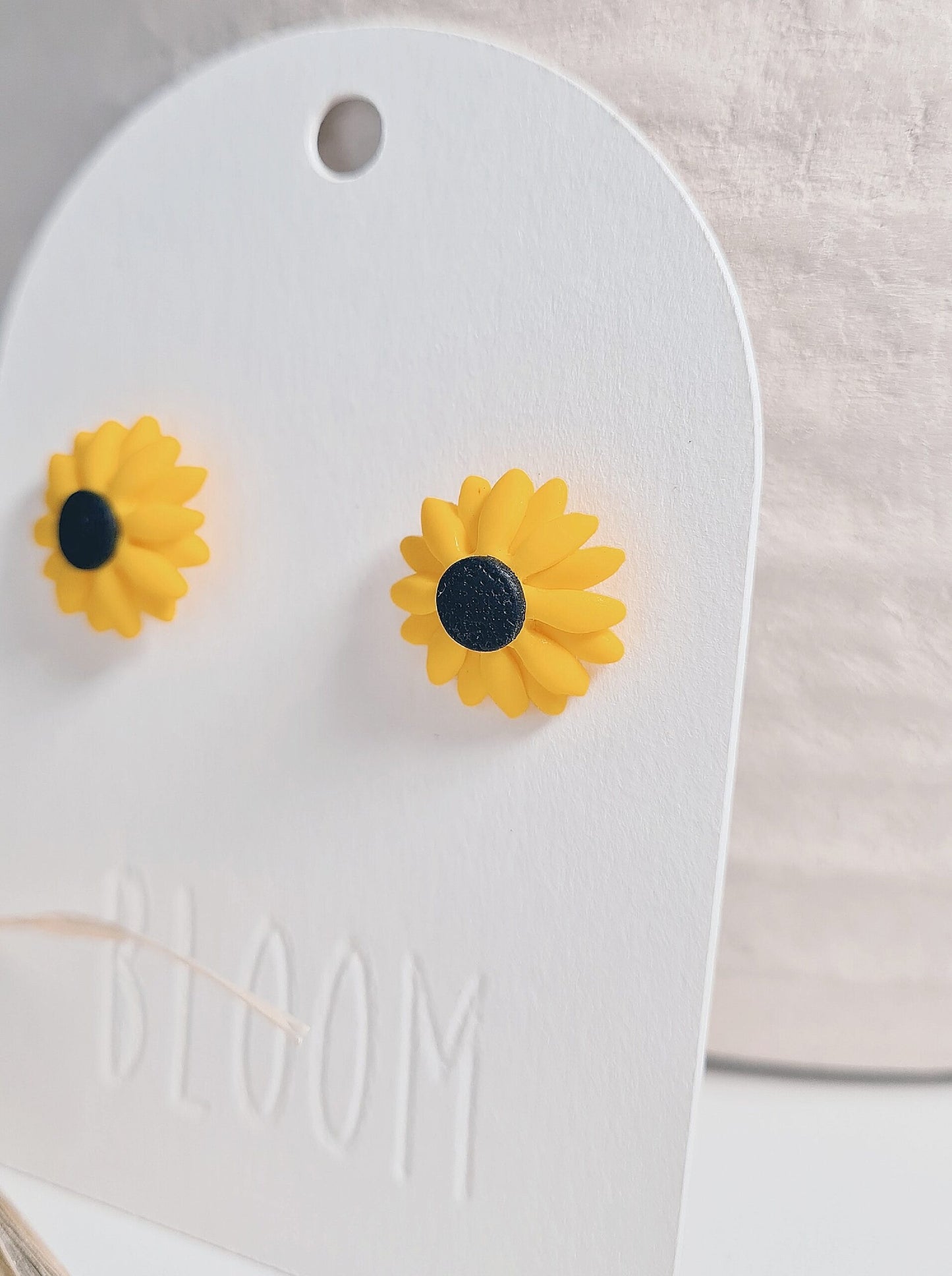 Sunflower - handmade clay earrings