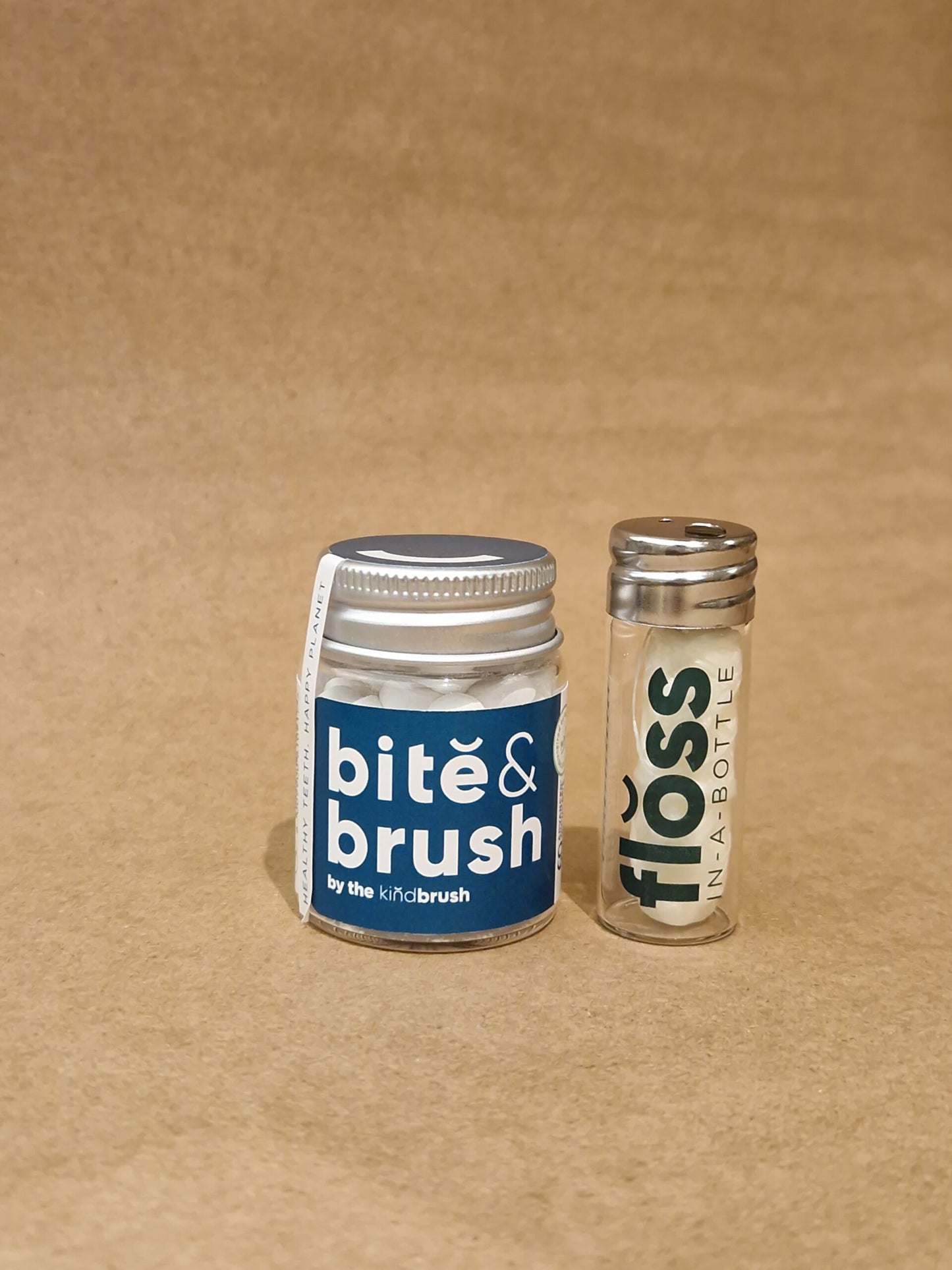 FLOSS-IN-A-BOTTLE