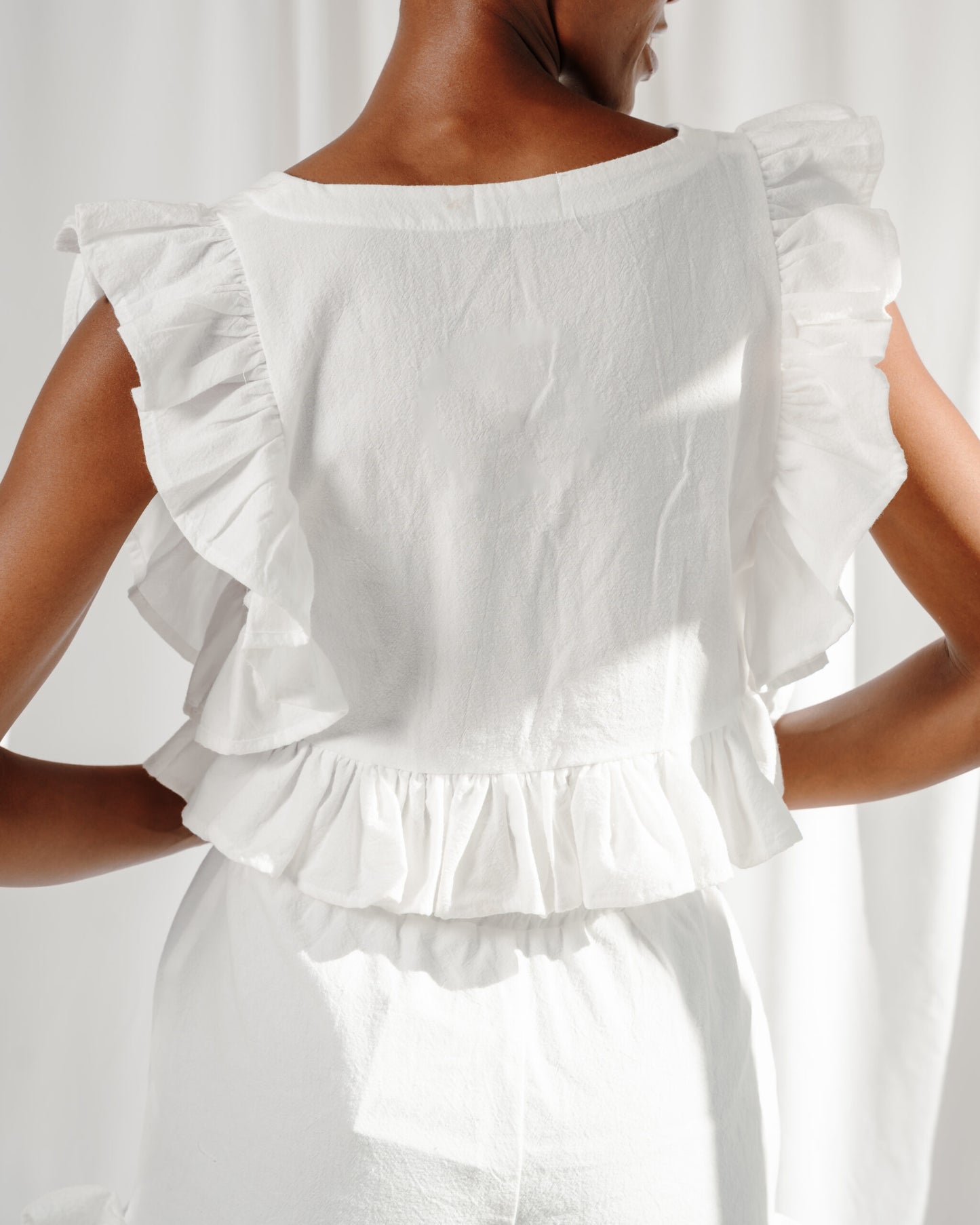 Musea - Linen Frilly Top
