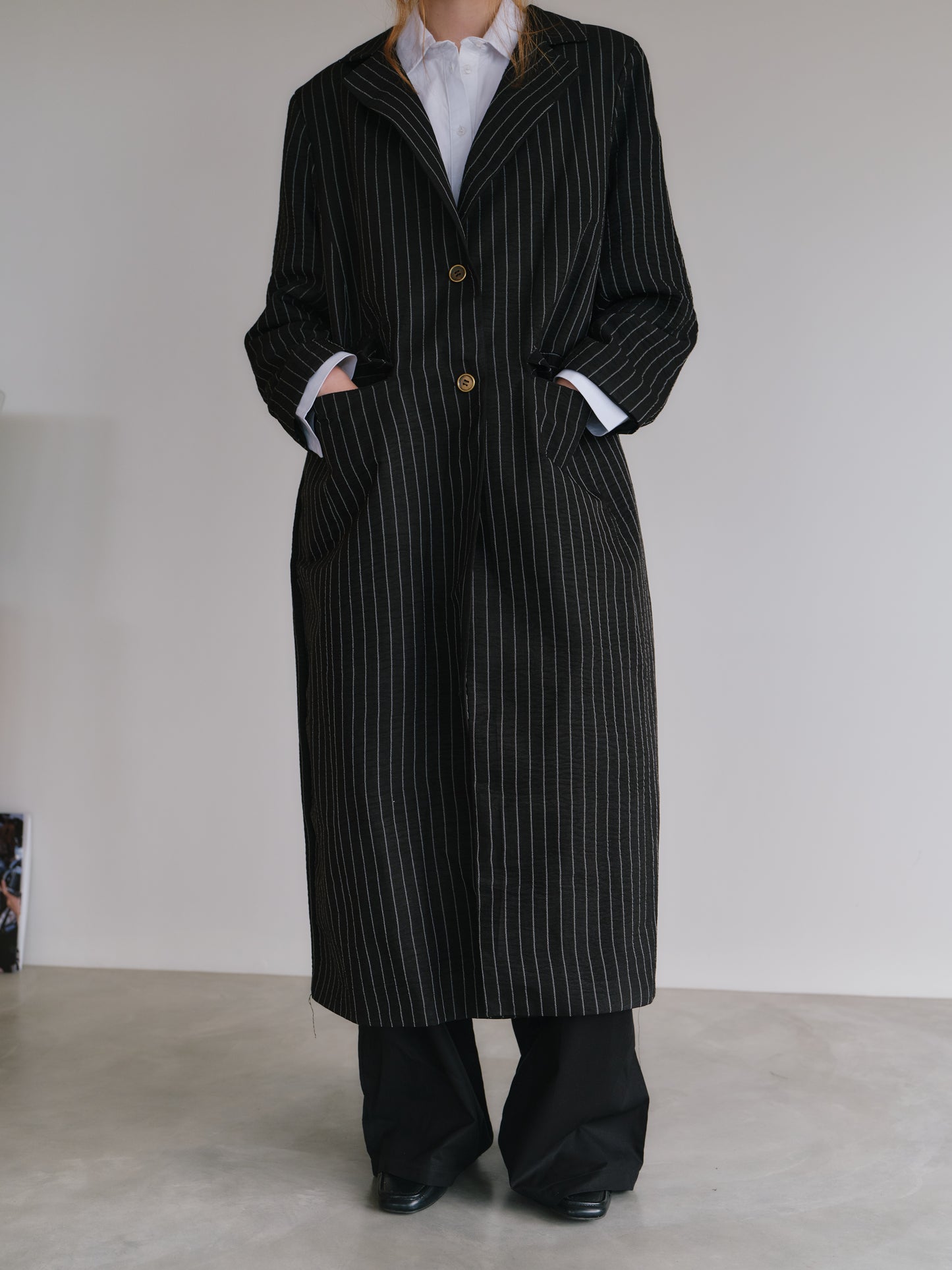 Oversized Linen Jacket with 100% Cotton Lining by Merlin