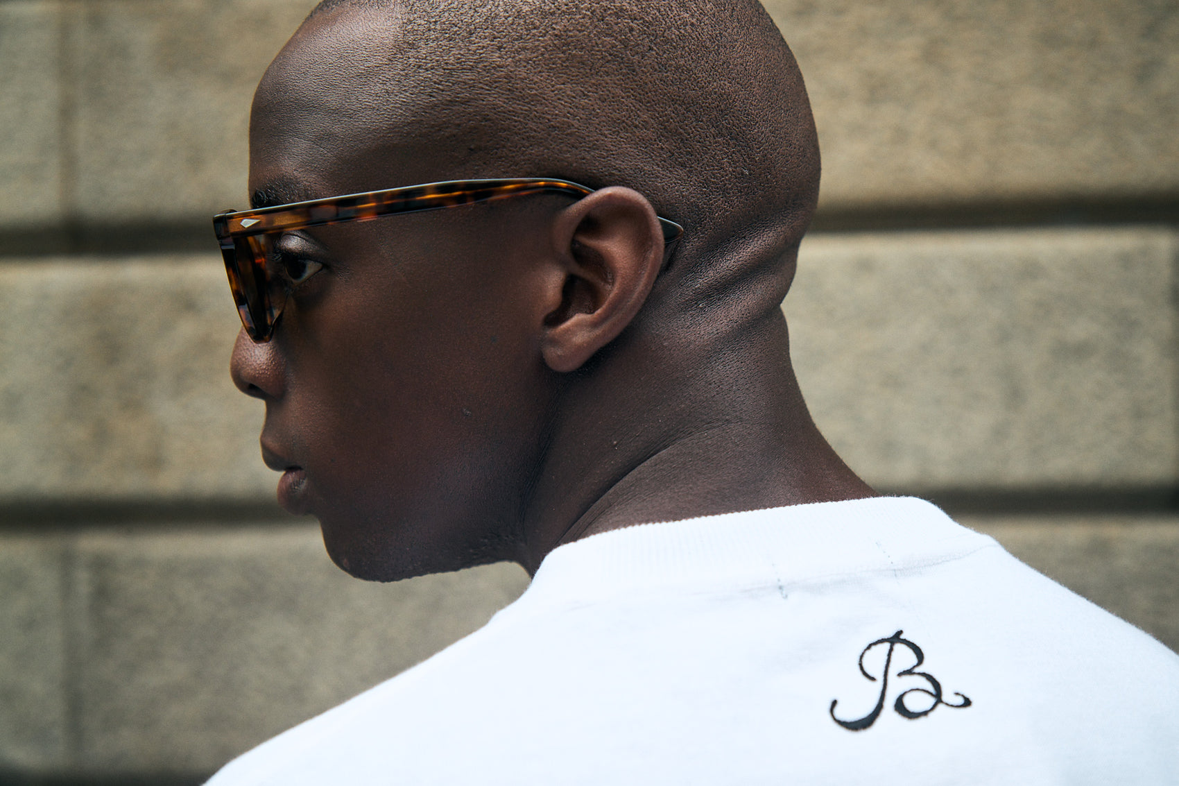 INDIGO T-SHIRT IN WHITE