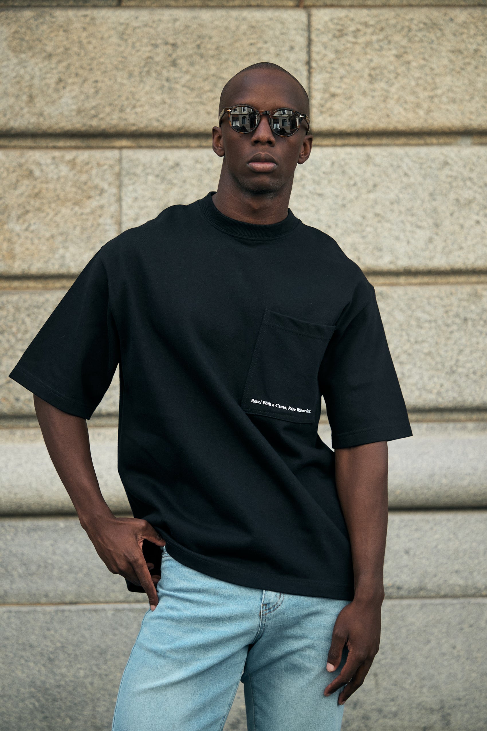 INDIGO T-SHIRT IN BLACK