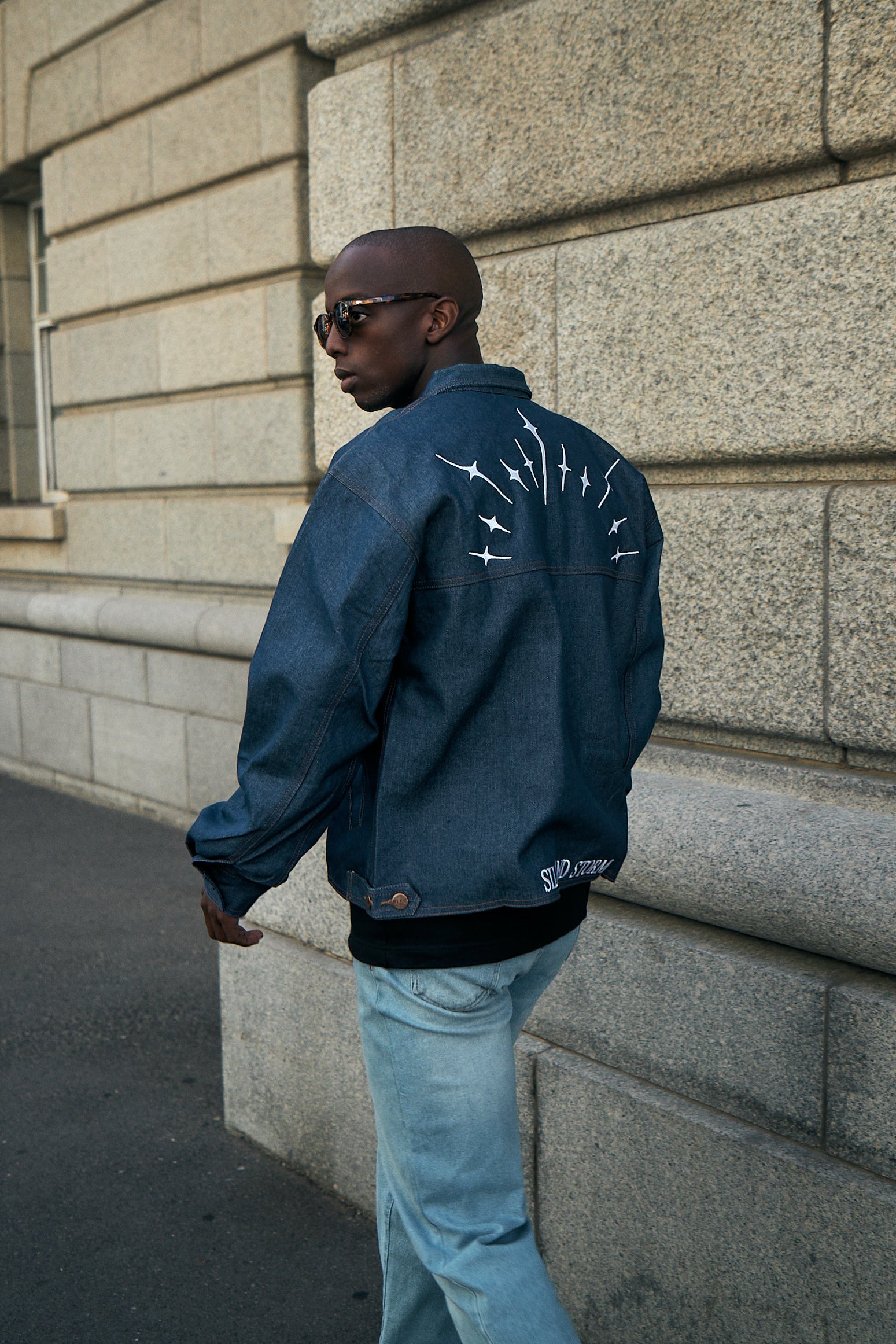 Rusty Denim Jacket in Navy