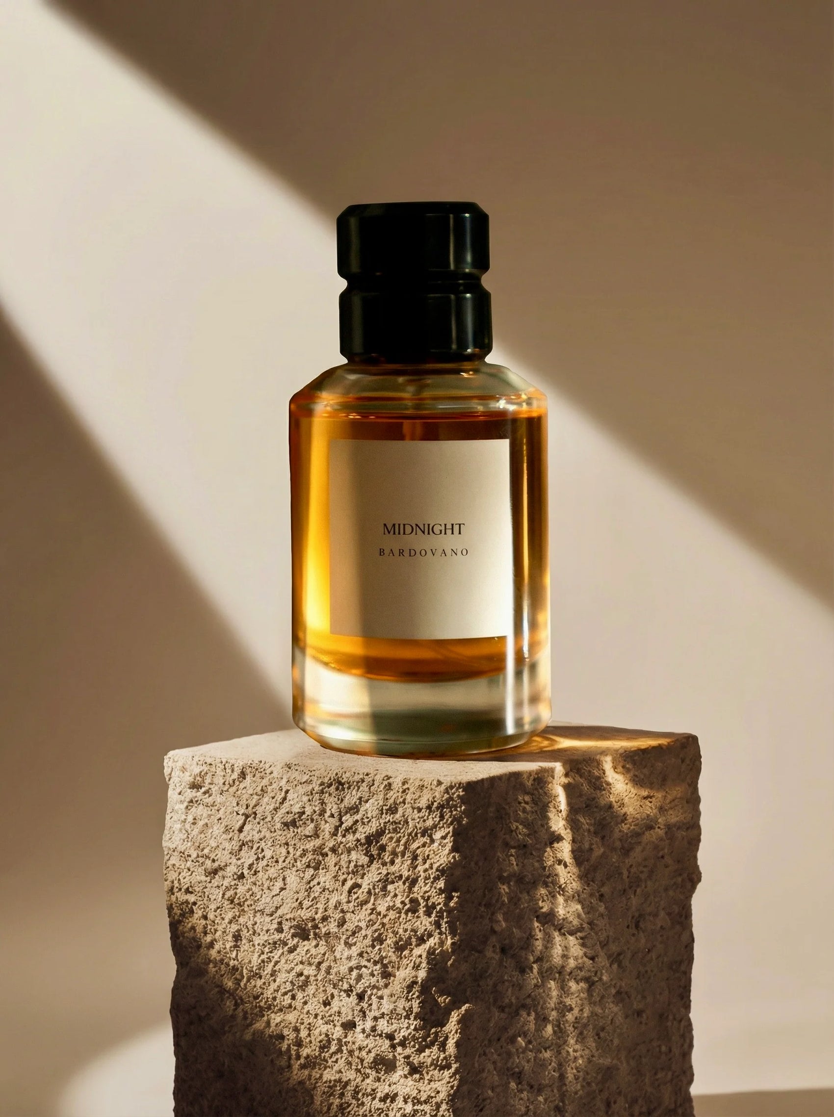 Midnight – Warm. Mysterious. Alluring. 50ml