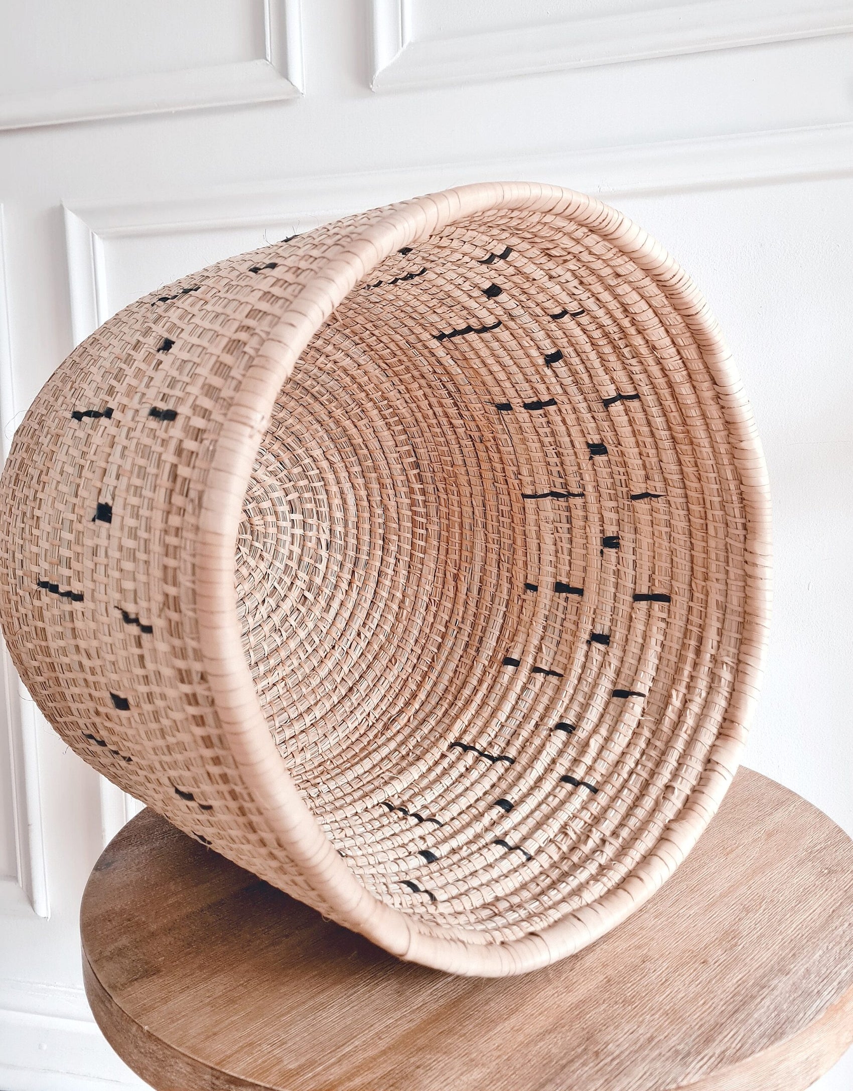 Stylish Interior Basket with Black Lines