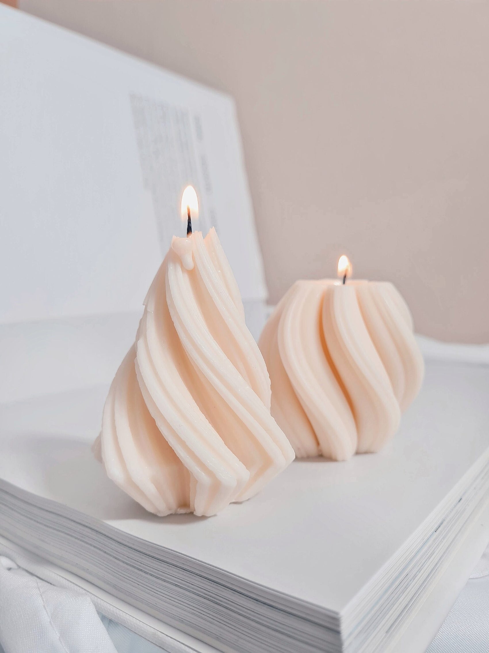 Swirl Geometric Mould Soy Wax Candle Gift Box